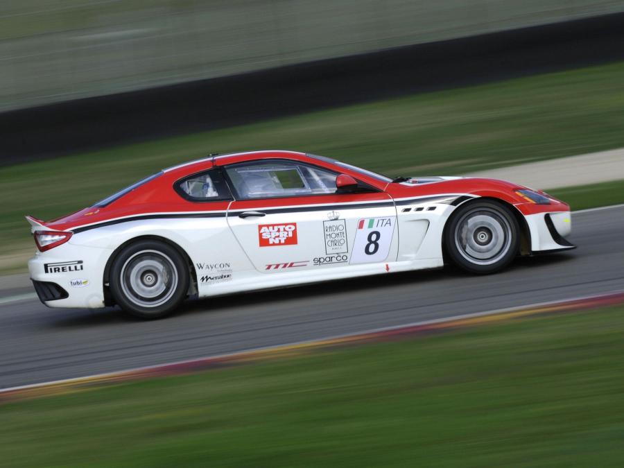  Maserati GranTurismo MC GT4 2009 года  (фото 71 из 71)